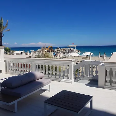 Blu Sea 公寓 皮特拉利古